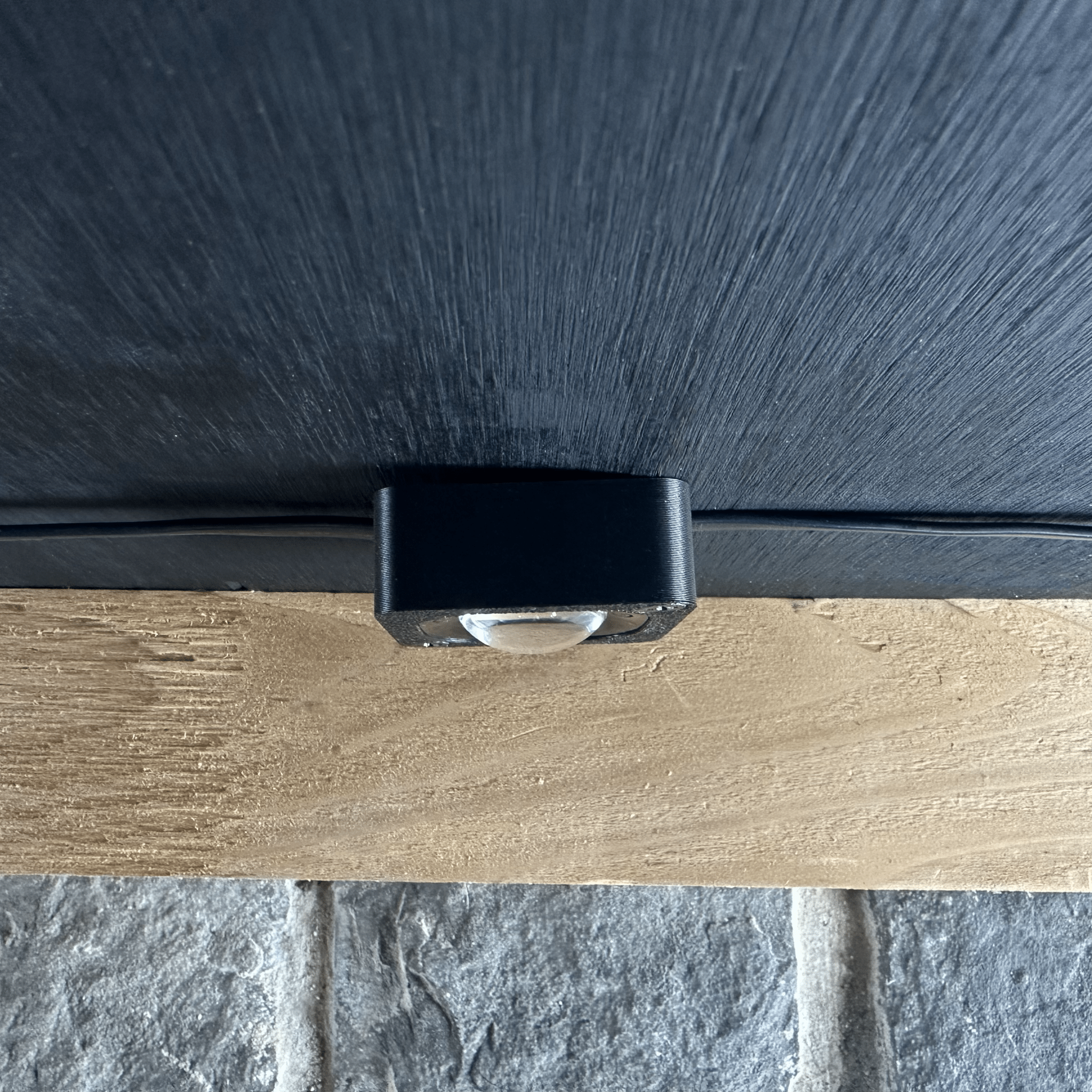 Box Fit Pro - Secured LEDs - Black - 10 Brackets - 16.4 FT -