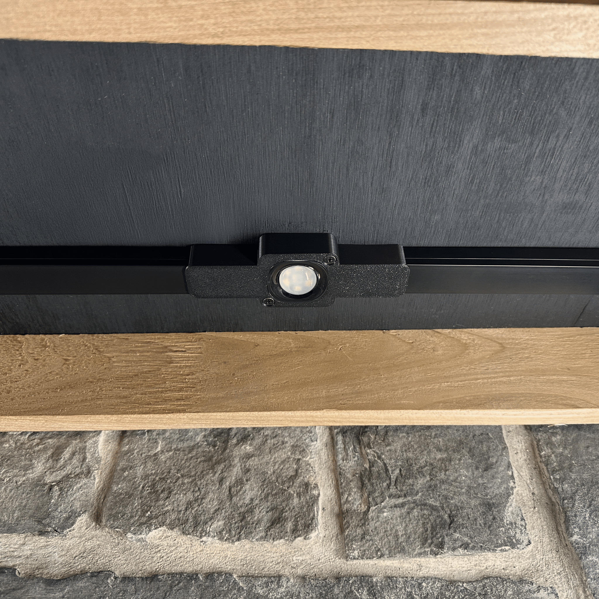 Channel Fit Pro - Secured LEDs - Black - 10 Brackets - 16.4 FT -