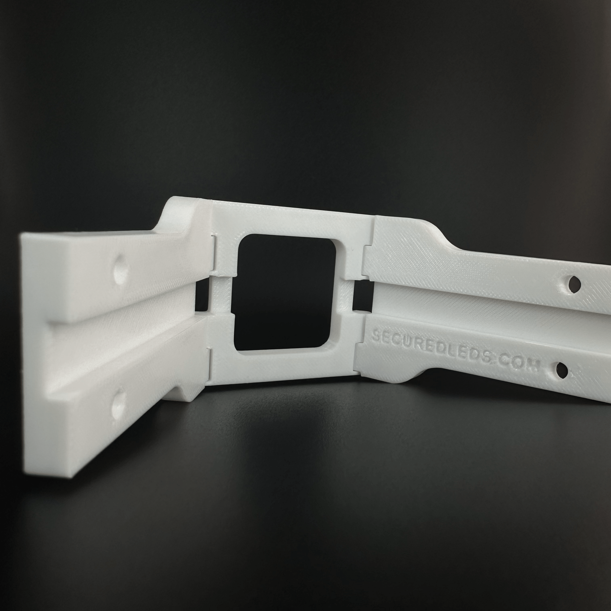 Peak Hinge: Slim Lite - Secured LEDs - L05PHSLW01PK - White -