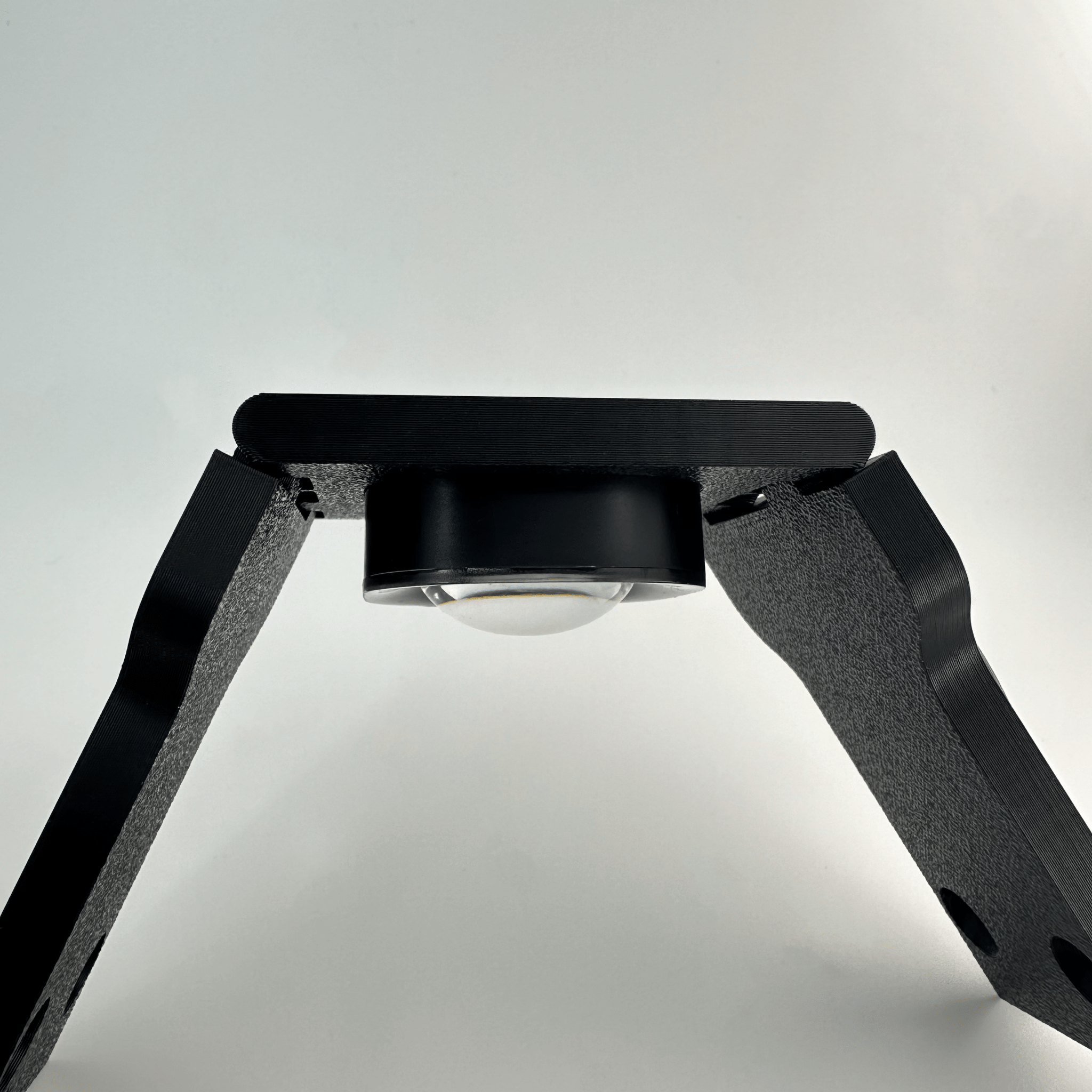 Peak Hinge: Slim Pro - Secured LEDs - P05PHSPB01PK - Black - standing upright with light installed